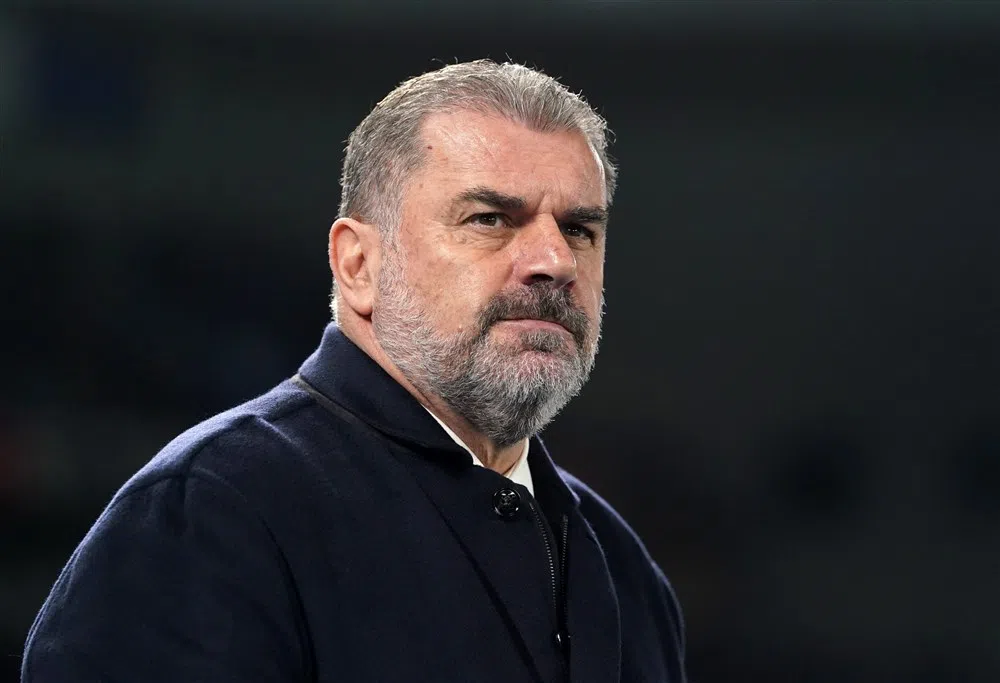 Postecoglou eist meer van Spurs na verlies: 'Ik ben alleen geen magiër'