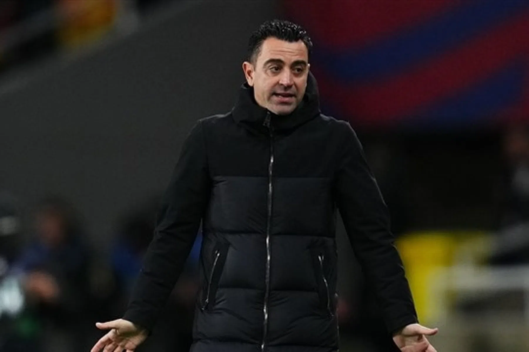 Xavi stapte na afloop naar Celta-coach Benítez toe: 'Heb dit zelden gezien'