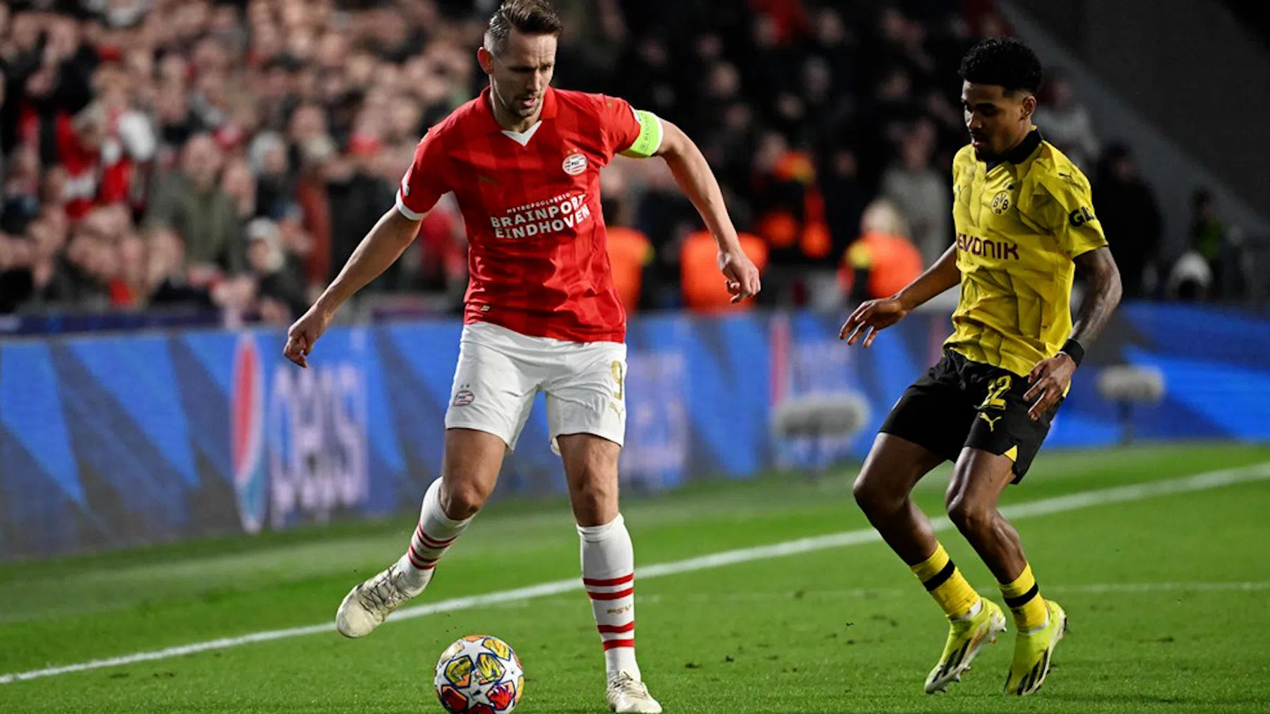 'Als PSV door wil in de Champions League, moet het nóg beter in Dortmund'