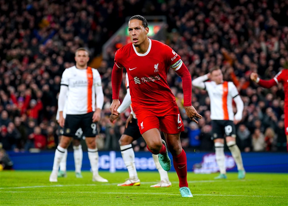 Van Dijk geeft Liverpool duw in juiste richting: 'Wil belangrijk zijn'