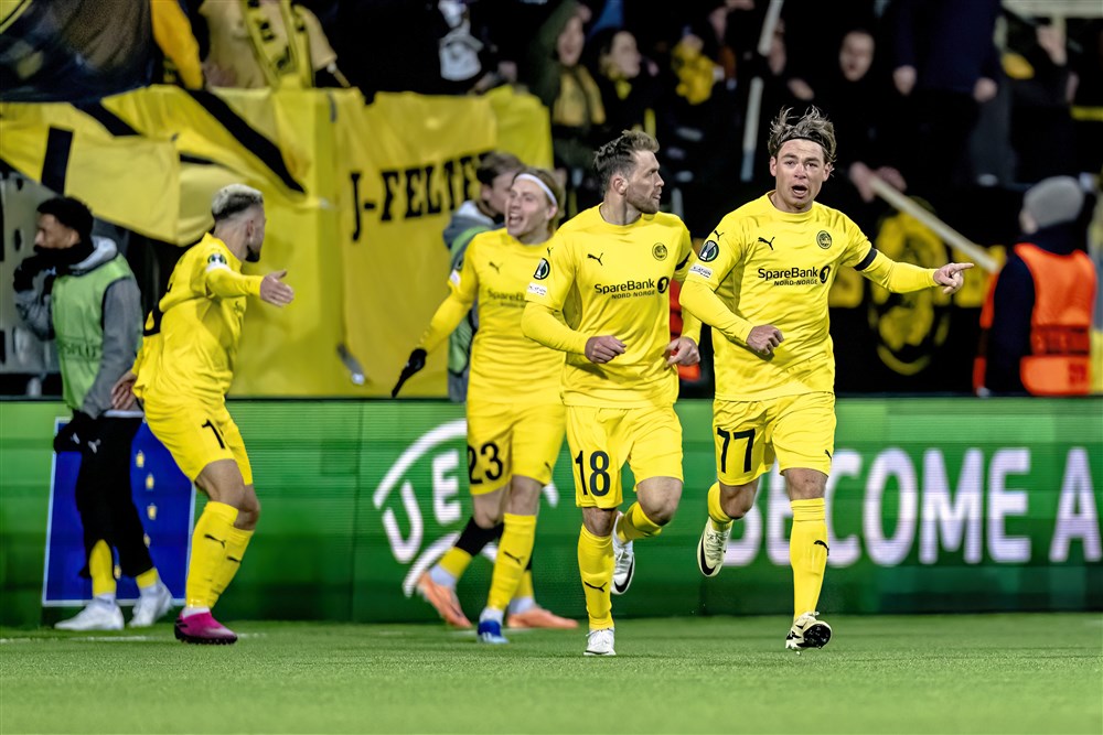 'Denk niet dat ze Ajax twee rode kaarten durfden te geven'