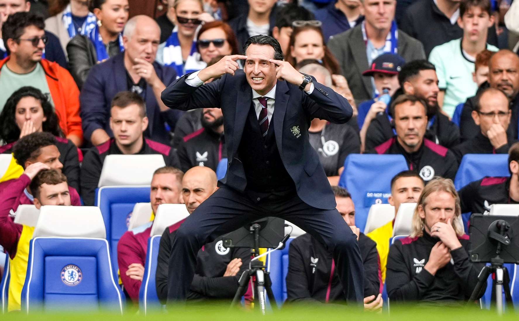 Ajax treft de meest agressieve buitenspelval van Europa