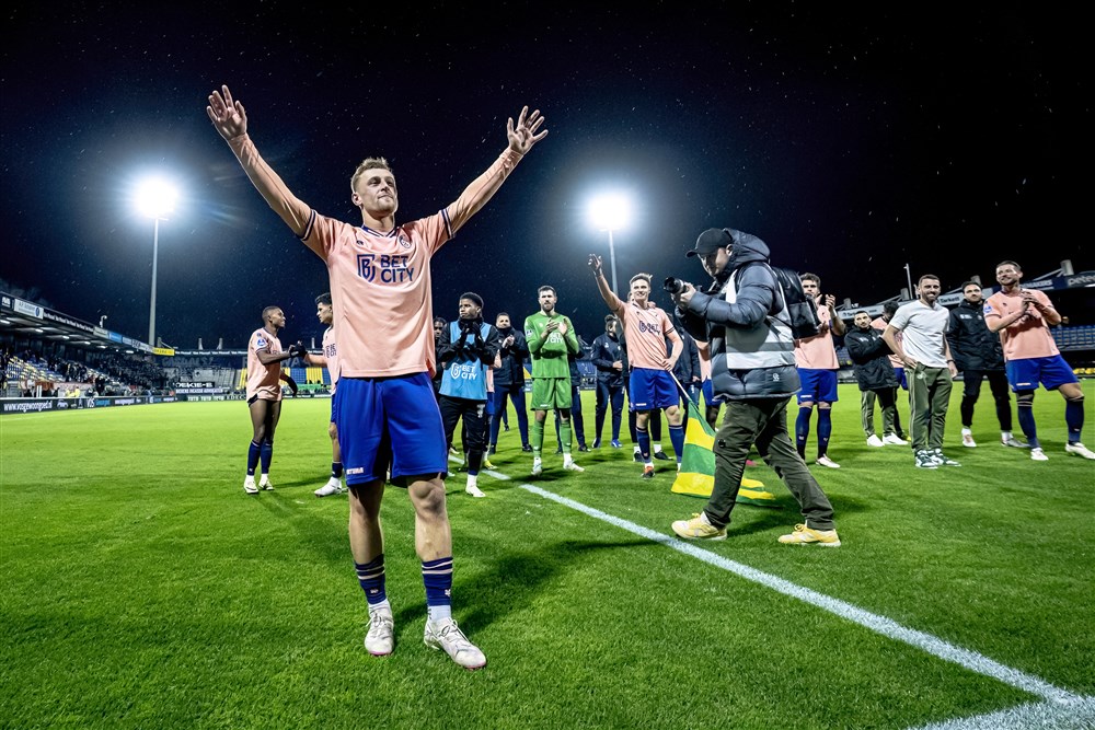 Sierhuis verklaart wereldgoal: 'Ik had veel frustratie in mijn lichaam'
