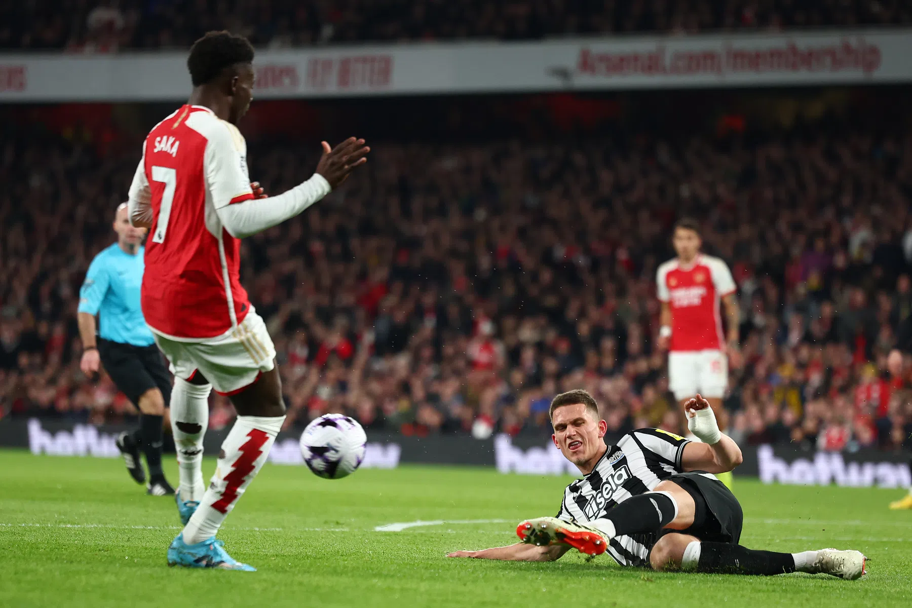 Shearer snoeihard over Botman: 'Zijn slechtste wedstrijd in Newcastle-shirt'