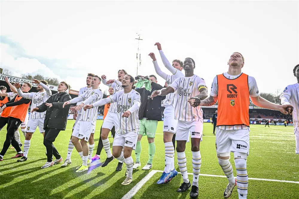 Vitesse grijpt strohalm: 'Schrijf ons nog niet af'
