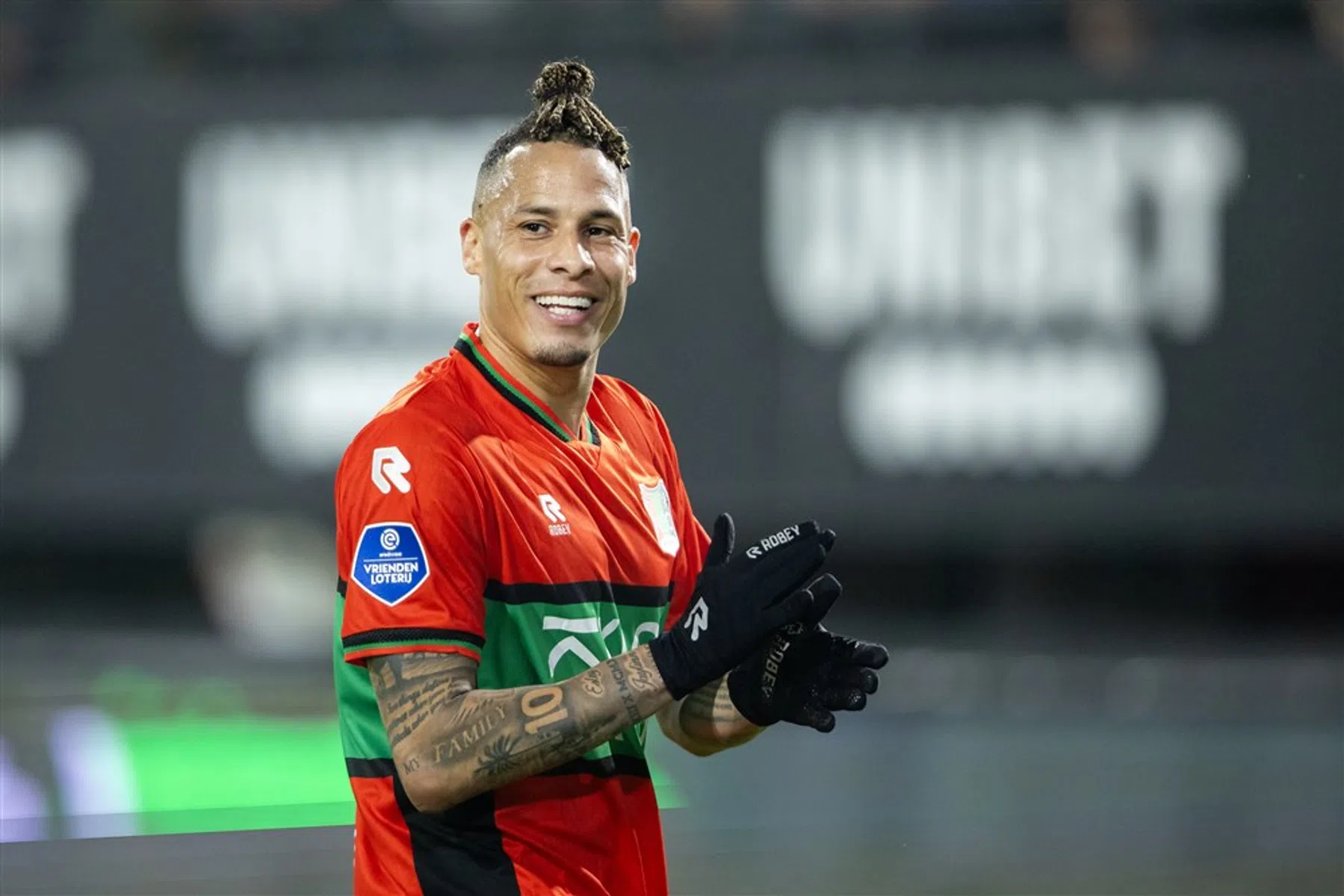 Held van Haifa schittert bij NEC: Chery ziet de critici snel bijdraaien