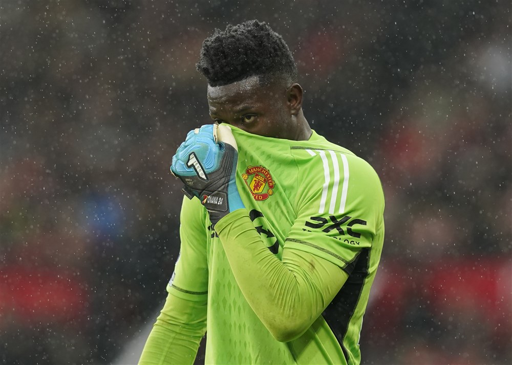 Britse media onder indruk van Onana, nieuwe plek Amrabat bevalt niet