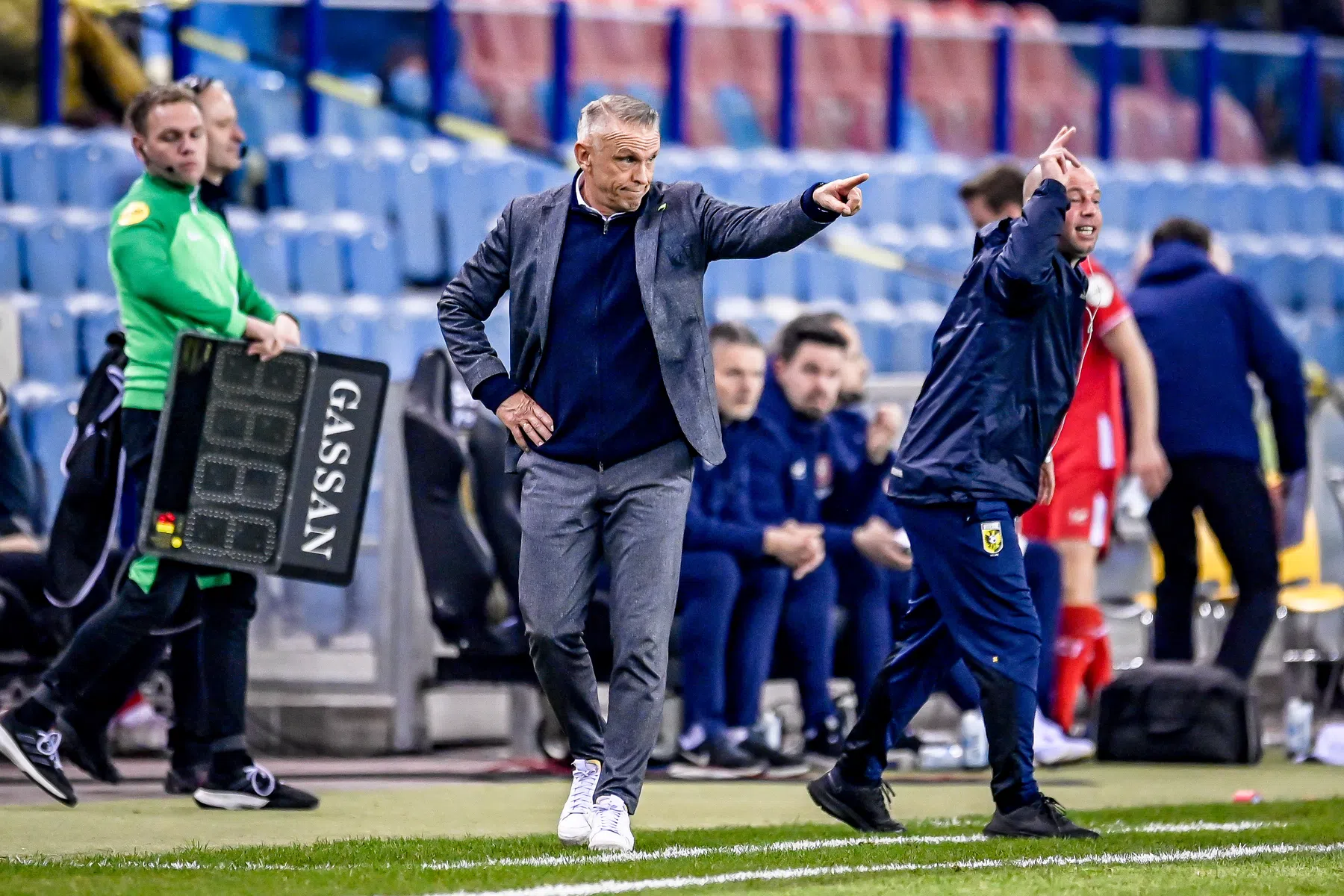 Vitesse blijft strijdbaar: 'Genoeg positieve dingen uit deze wedstrijd te halen'