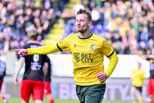 Thumbnail for article: Sierhuis dirigent bij galavoorstelling Fortuna tegen Excelsior