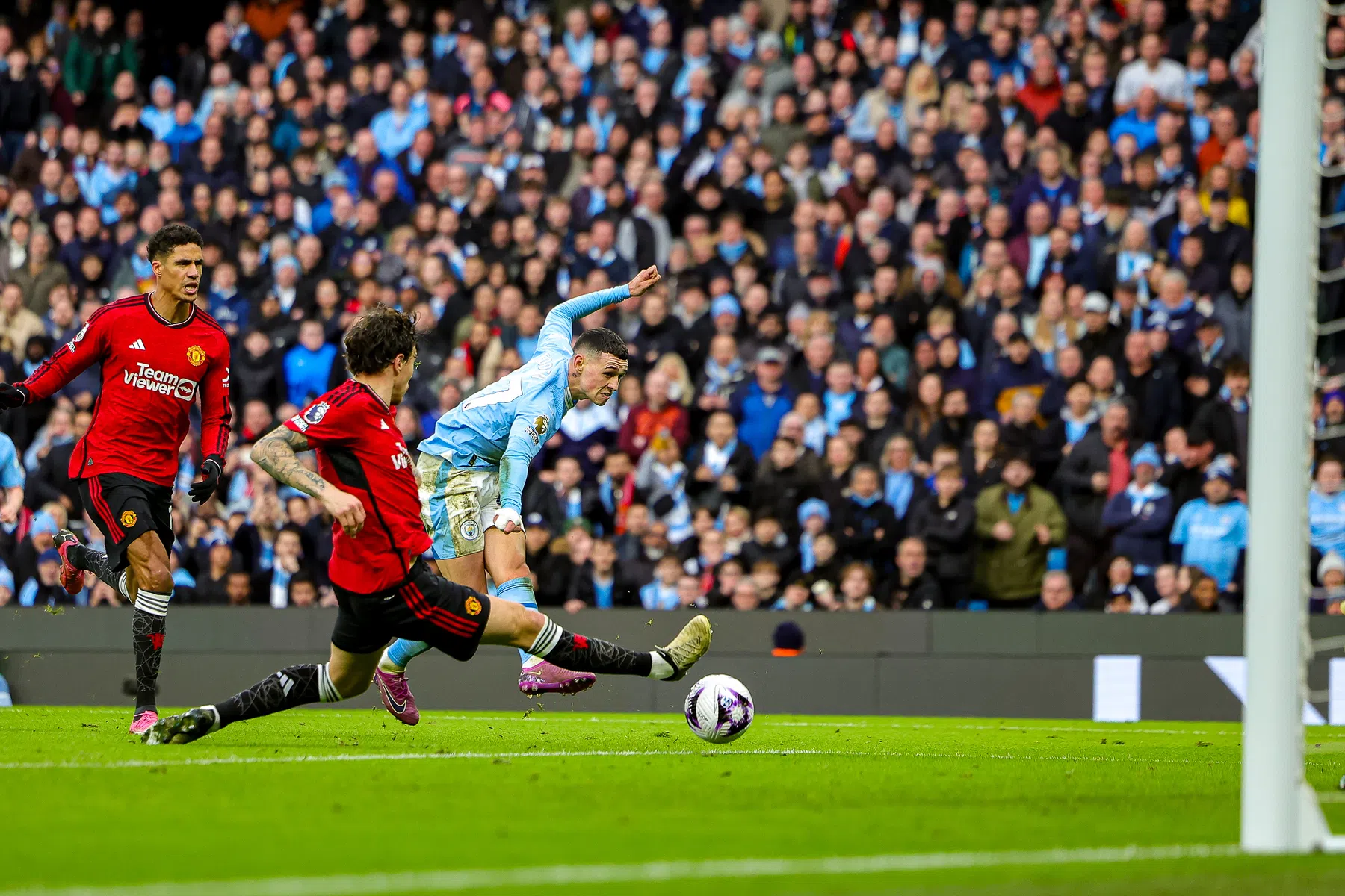 Harde conclusie na Manchester Derby: 'City mijlenver weg van United'