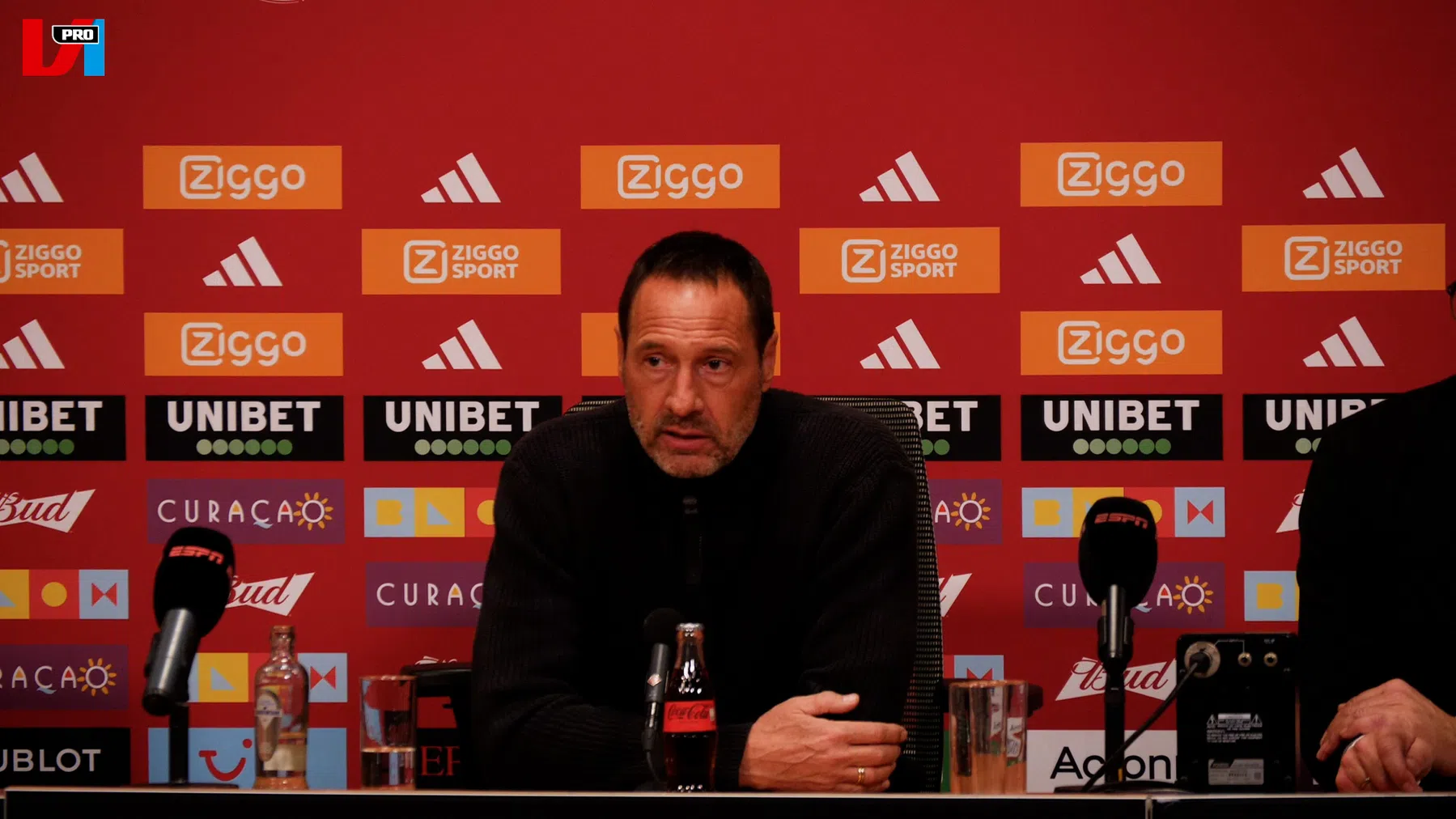 Van 't Schip lacht na kritiek: 'Denk dat ik ze nu wel vier dagen vrij geef'