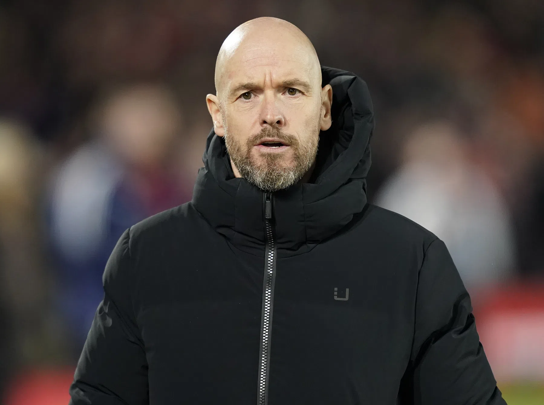 Ten Hag stoort zich niet aan woorden Guardiola over grootste rivaliteit