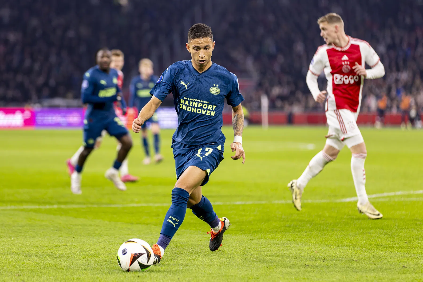 Opstelling PSV: Bosz vertrouwt tegen Feyenoord op Mauro Júnior