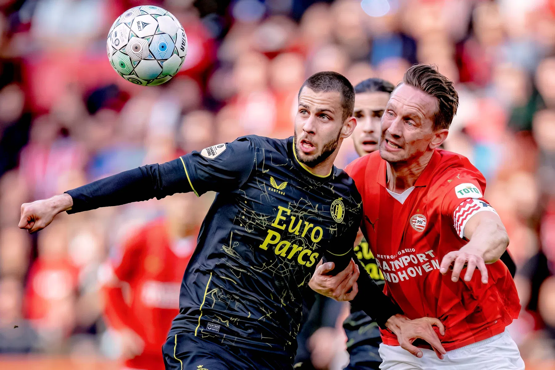 Feyenoord wacht renovatie