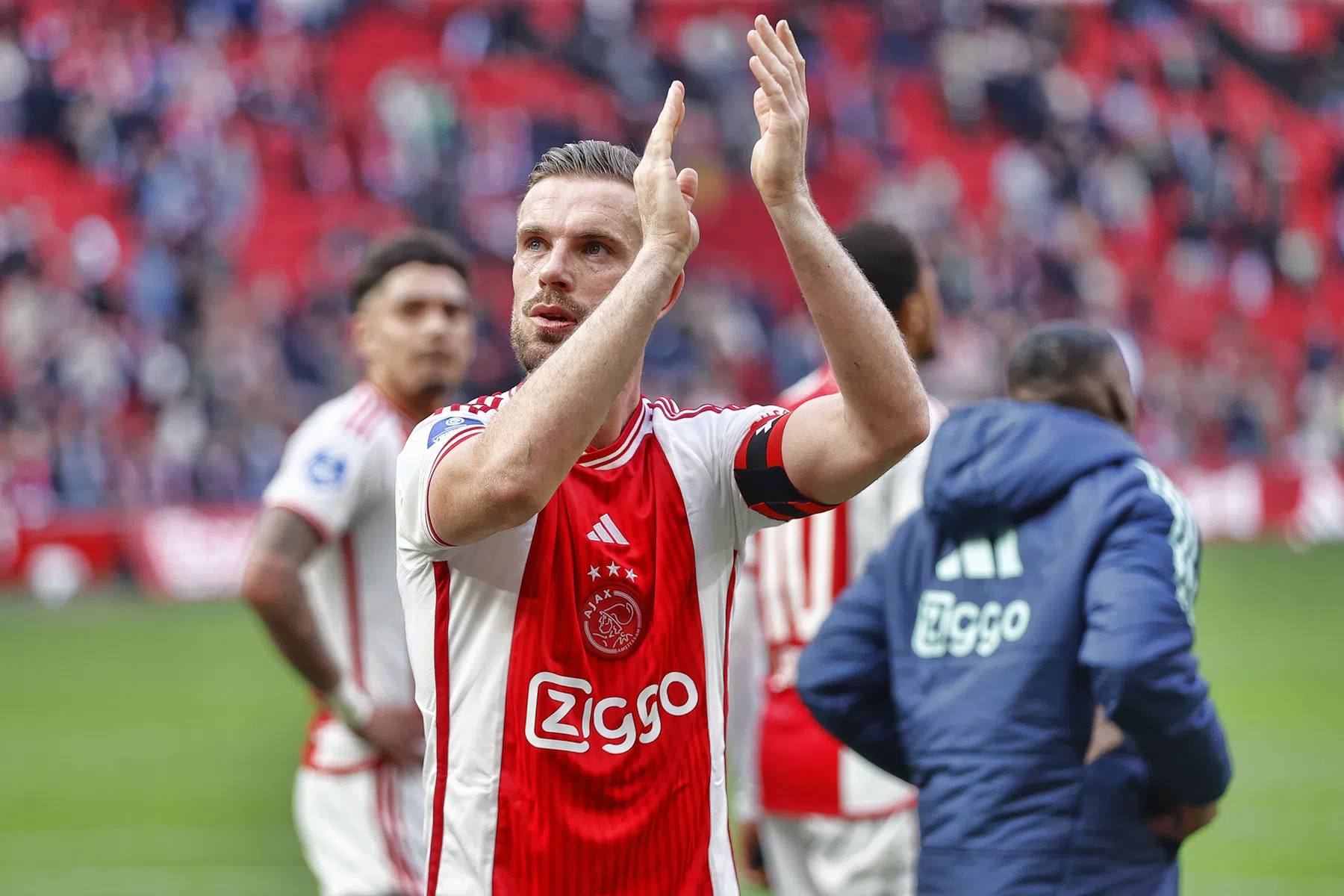 Henderson geniet bij Ajax en is flink onder de indruk van Aston Villa