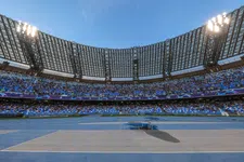 Thumbnail for article: Napoli-voorzitter verrast met aankondiging over nieuw stadion