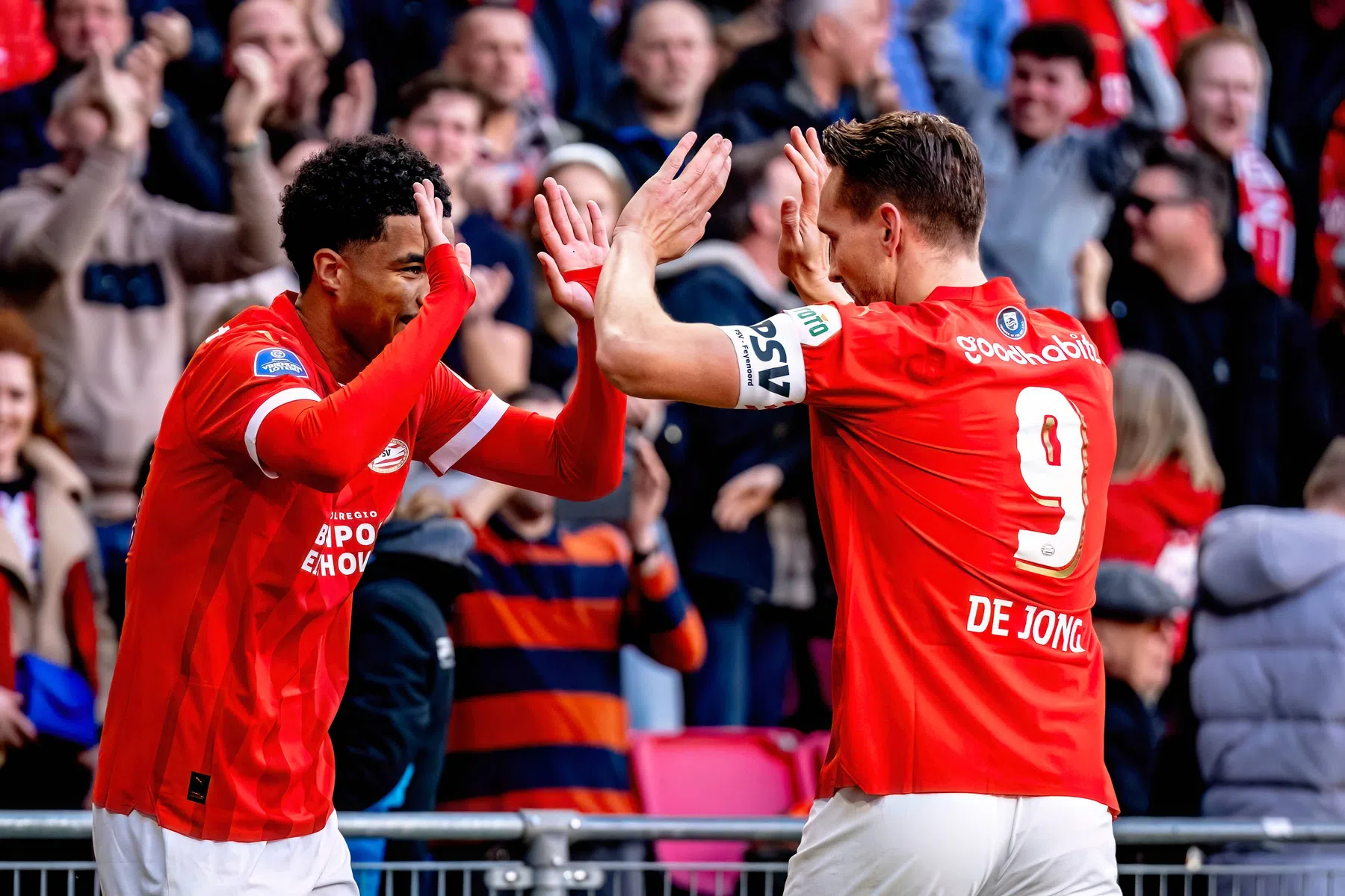 PSV kan op gedeelde tweede plaats komen in prestigieus klassement