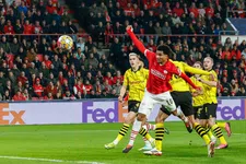 Thumbnail for article: PSV neemt coëfficiënten-stokje over van Ajax