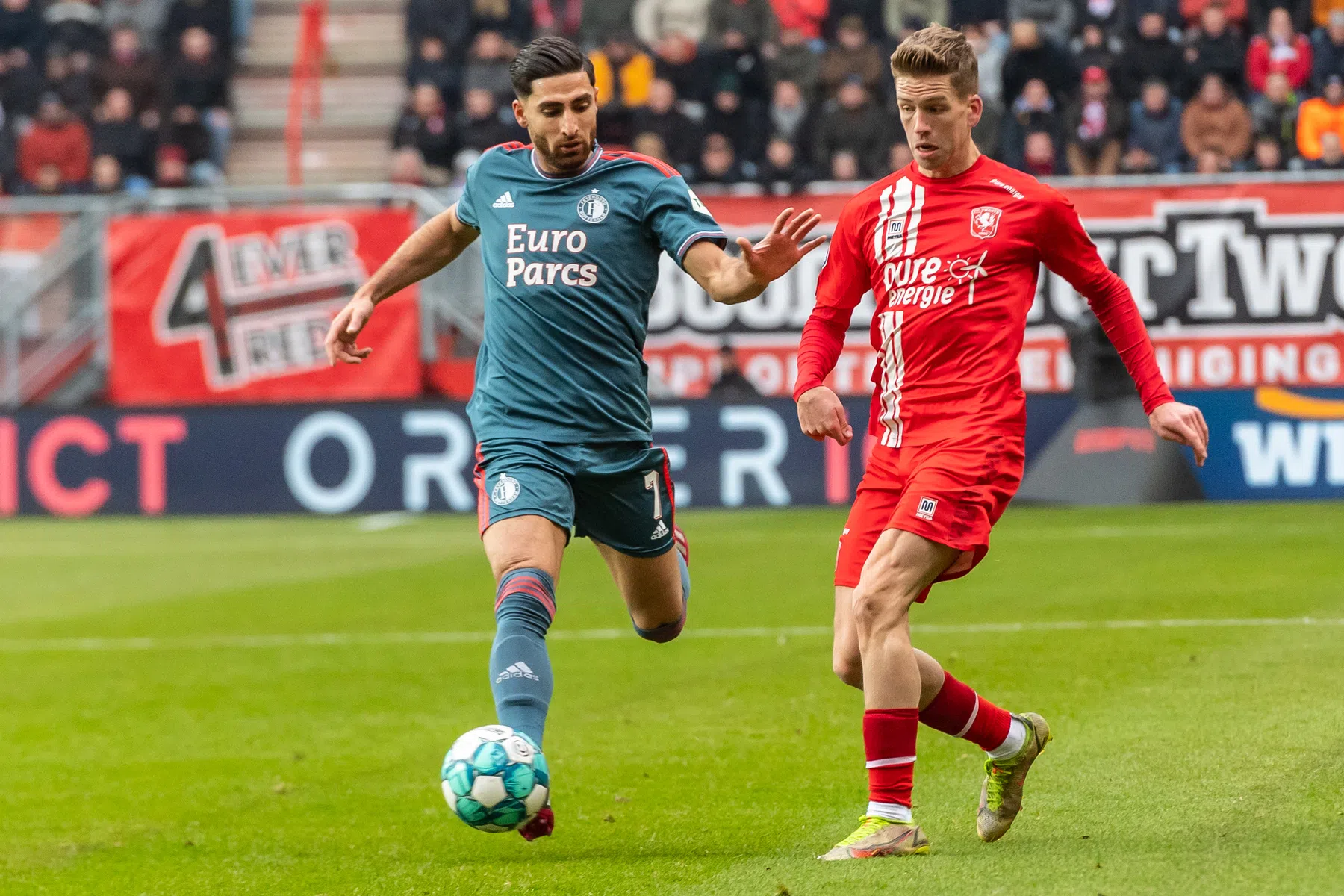 Feyenoord haalt transfervrije Smal naar De Kuip