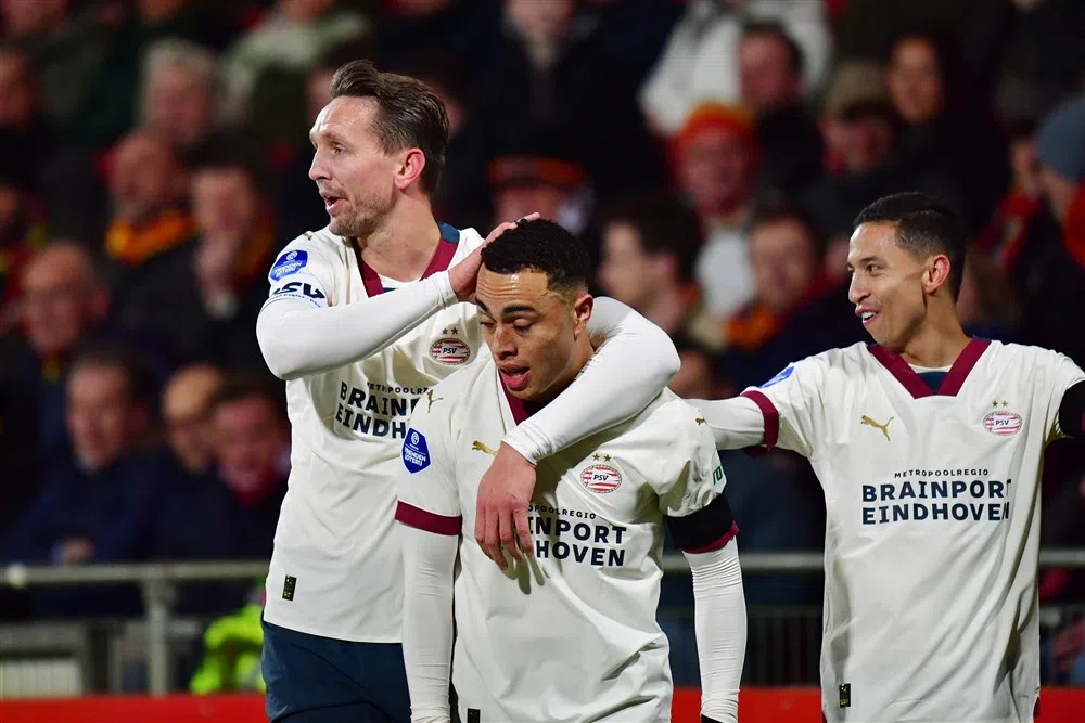 Dest blijft imponeren bij PSV: 'Hij heeft hier nog geen slechte wedstrijd gespeeld'