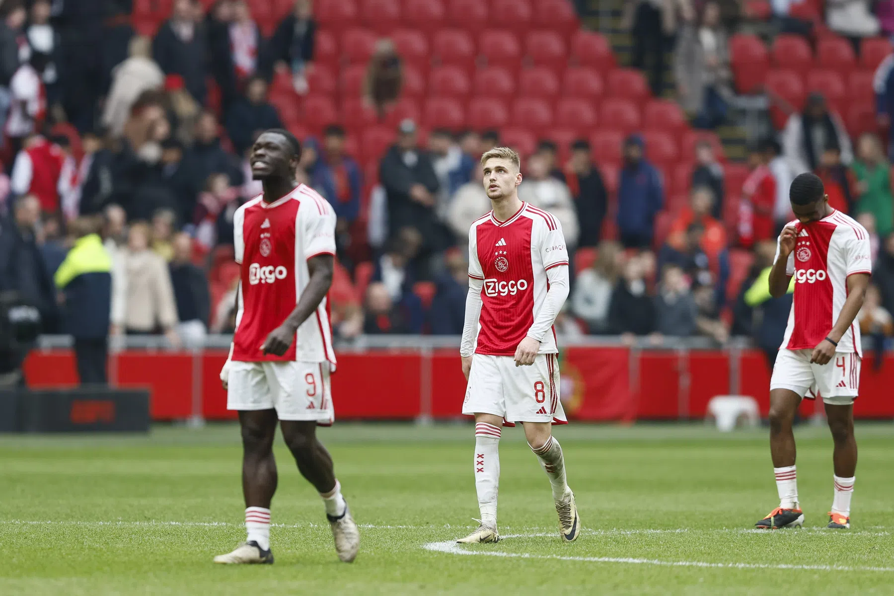 Ajax ziet achterstand op plek vier oplopen na zwakke vertoning tegen Fortuna