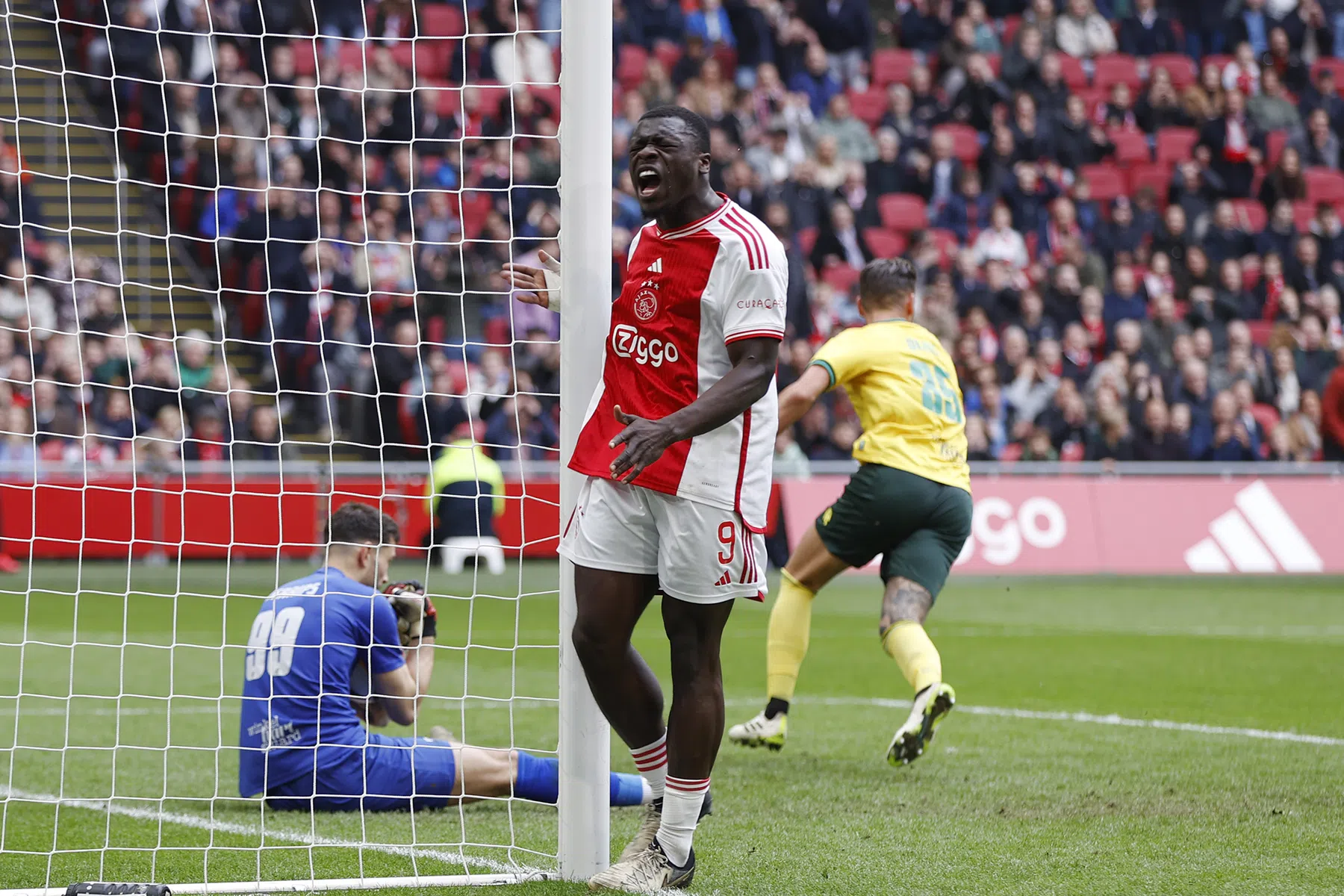 Ajax nam risico met Brobbey, Aston Villa-uit onzeker