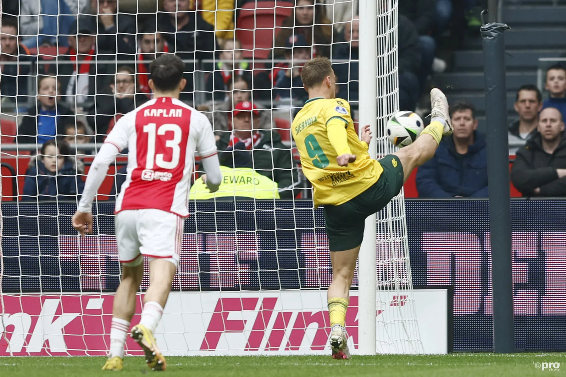 Scorende Sierhuis vindt gelijkspel tegen Ajax 'doodzonde'