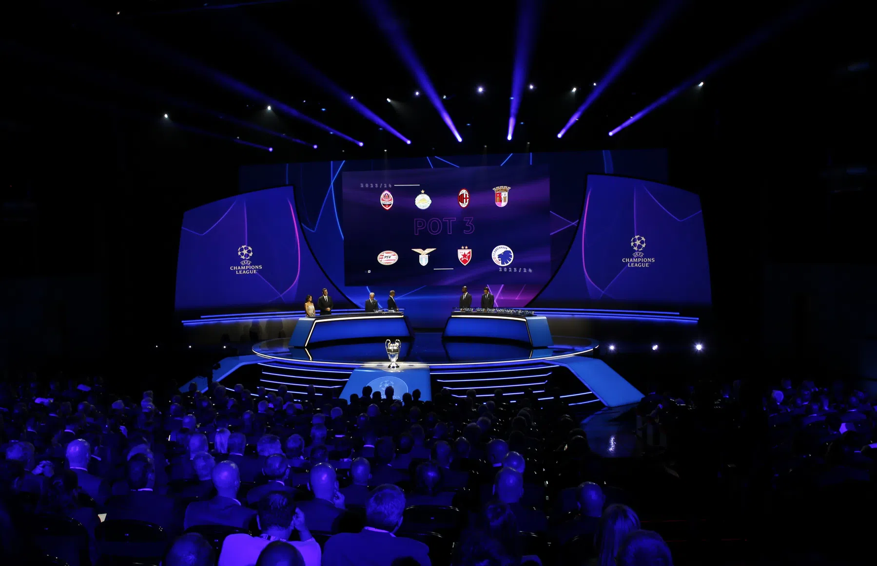 'Loting van UEFA-competities voortaan door computer uitgevoerd'