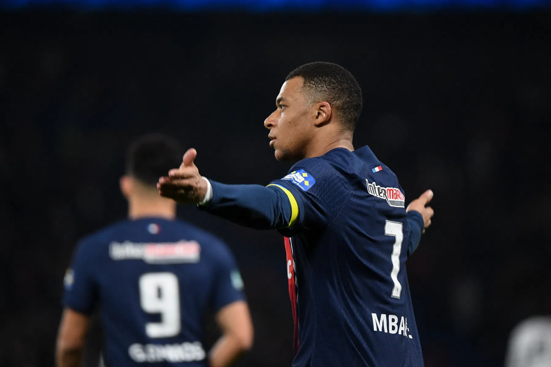 'Mbappé ziet droom verdampen door brief Real Madrid aan Franse bond'