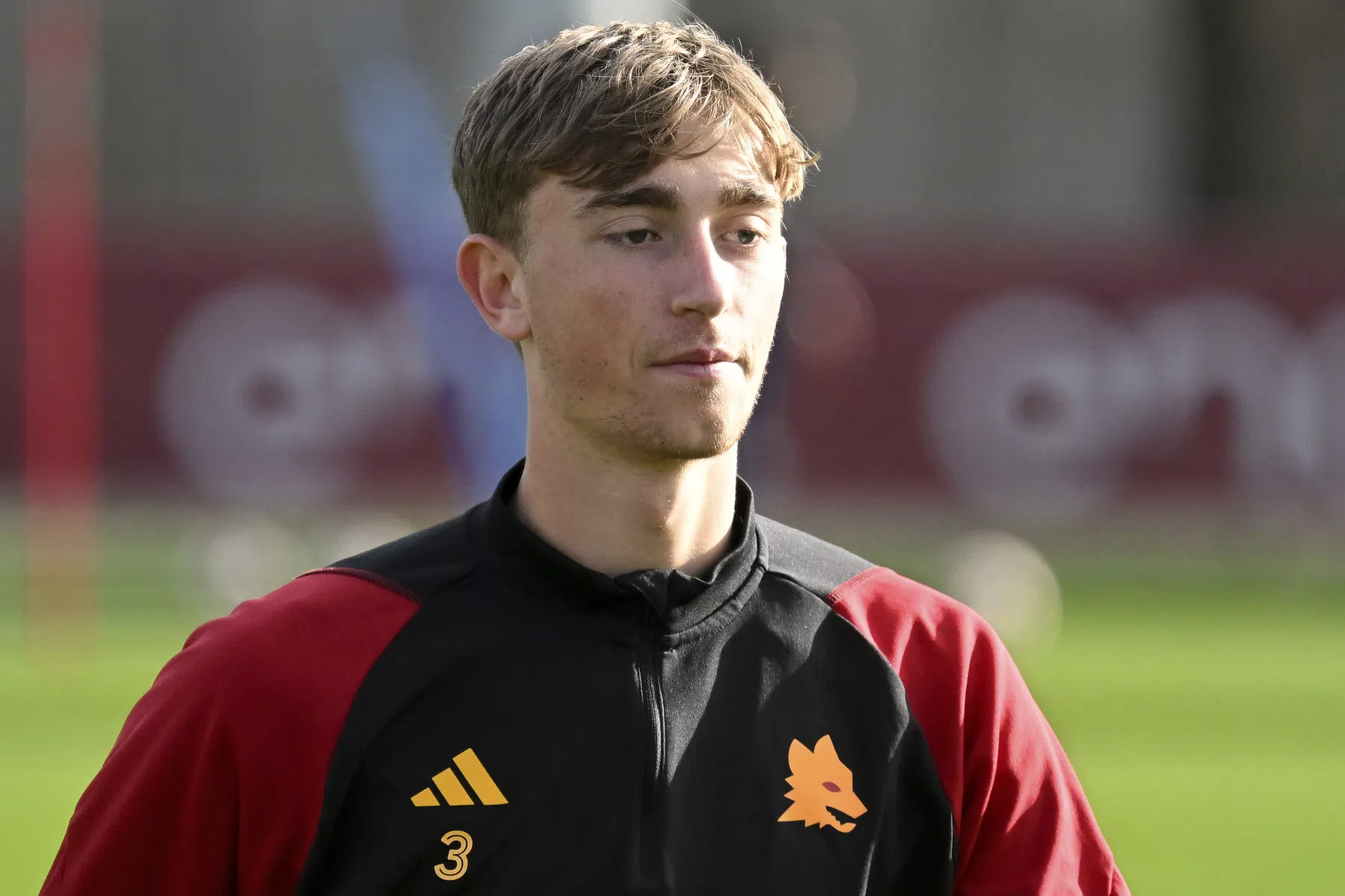 Officieel: Huijsen deze maand in het Spaanse shirt te bewonderen