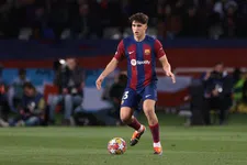 Thumbnail for article: Barcelona-revelatie Pau Cubarsí (17) voor het eerst bij Spaanse elftal