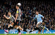Thumbnail for article: Bernardo Silva helpt bekerhouder Man City naar laatste vier in FA Cup