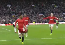 Thumbnail for article: Old Trafford ontploft na winnende goal Diallo, die daarna Guidetti 'imiteert'