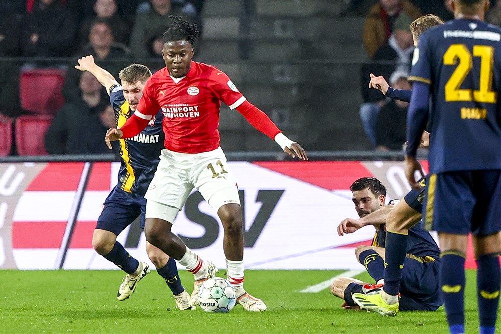 Bakayoko bekritiseerd door PSV-publiek: 'Vooral in dit seizoen erg ongepast'