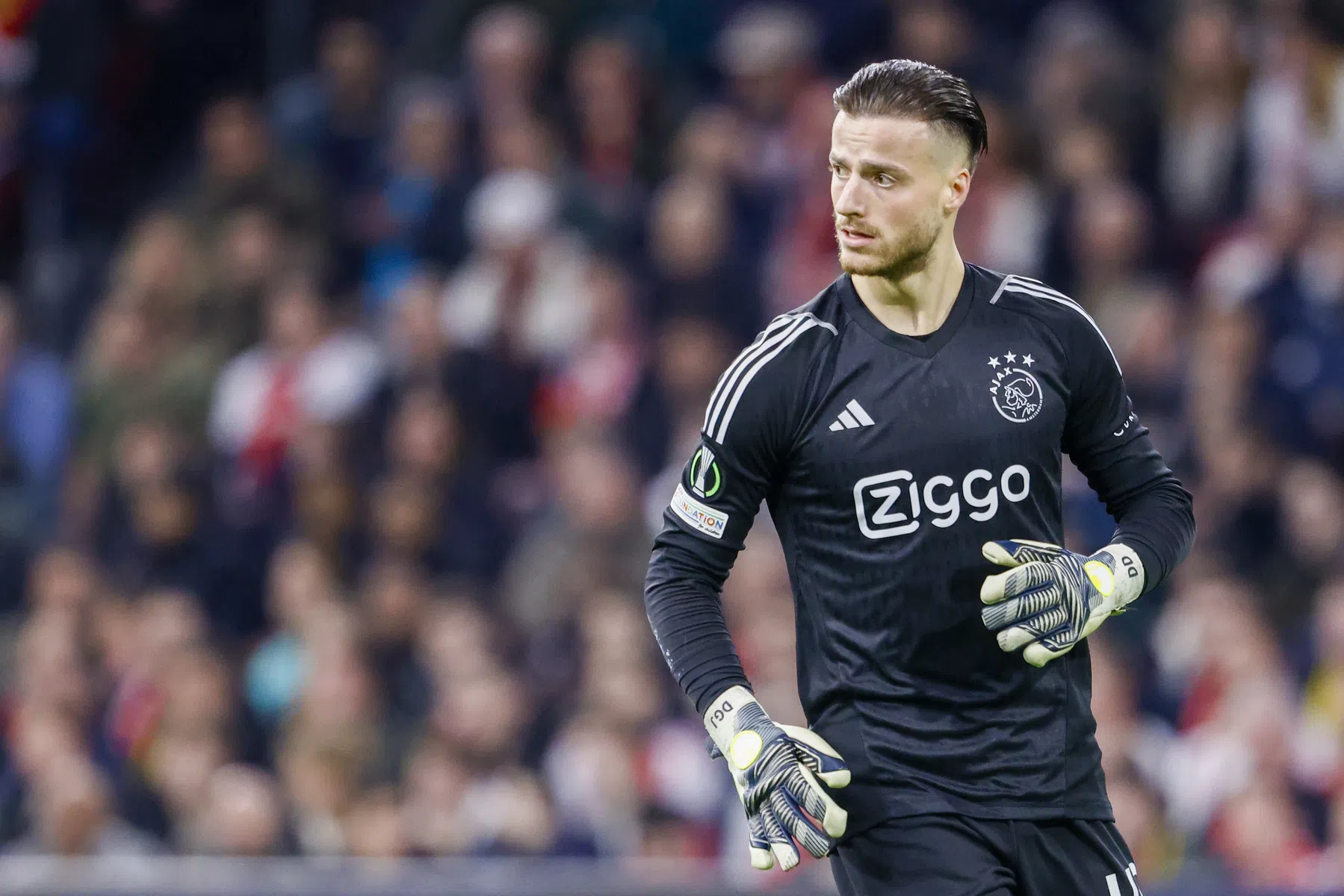 Ramaj kijkt terug: 'Ik verdiende deze behandeling niet'