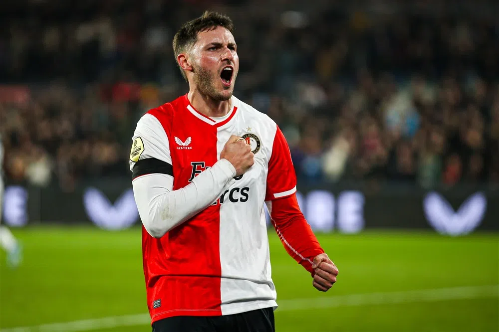 'Feyenoord blijft met Giménez spelen; ook om hem in de etalage te zetten'
