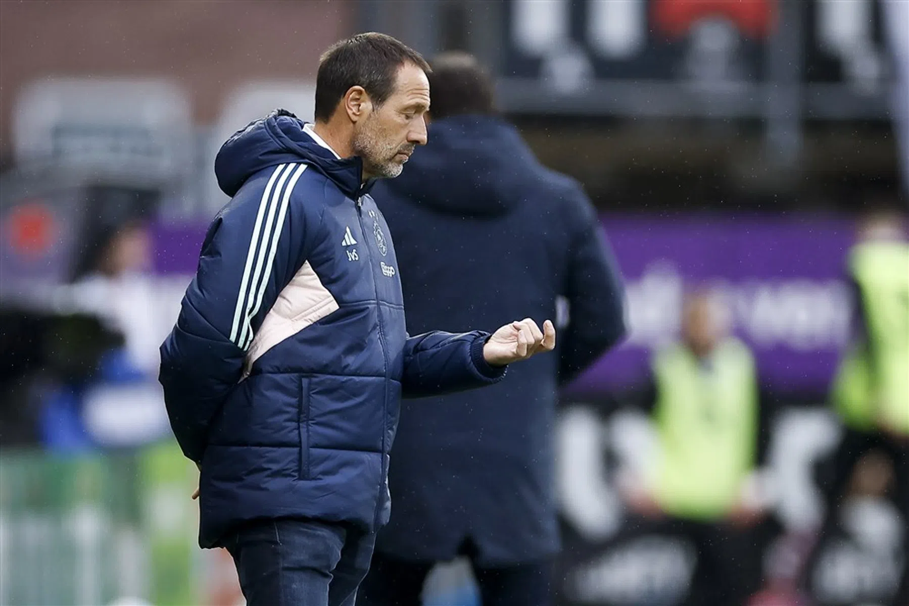 'De systeemwissel lost de defensieve problemen bij Ajax niet zomaar op'