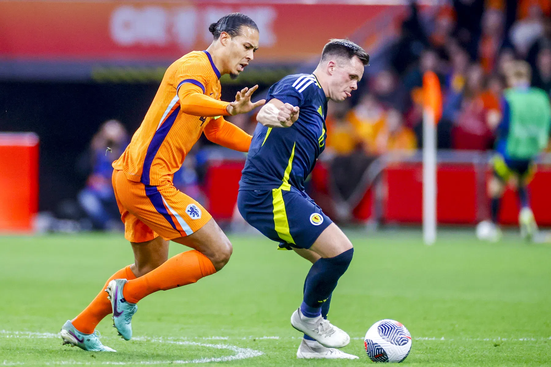 Van Dijk opvallend kritisch: 'Dinsdag word je wel afgestraft'