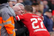 Thumbnail for article: Ajax Legends op volgepakt Anfield onderuit tegen Liverpool Legends