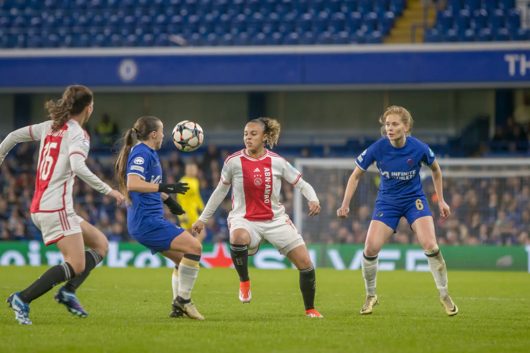 Ajax in de CL: drie mooie zeges en afscheid met opgeheven hoofd