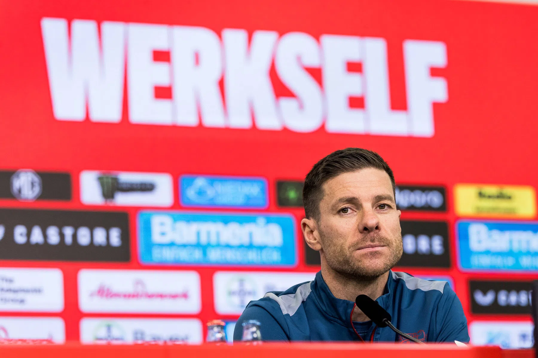 Alonso blijft Leverkusen trouw: 'Mijn werk zit er niet op'