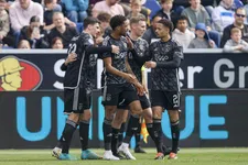 Thumbnail for article: Grillig Ajax meldt zich weer in topvijf dankzij Akpom