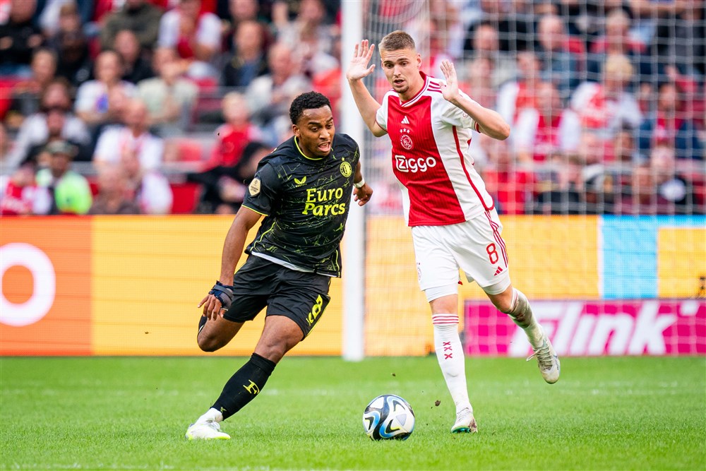 Zo werd er bij Feyenoord en Ajax vooruitgeblikt op De Klassieker