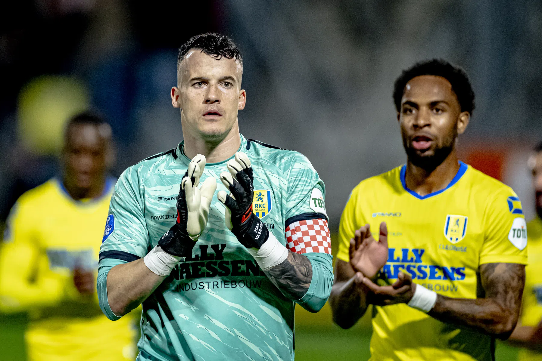 Vaessen gaat vol voor interlandcarrière Suriname: 'Een unieke kans'