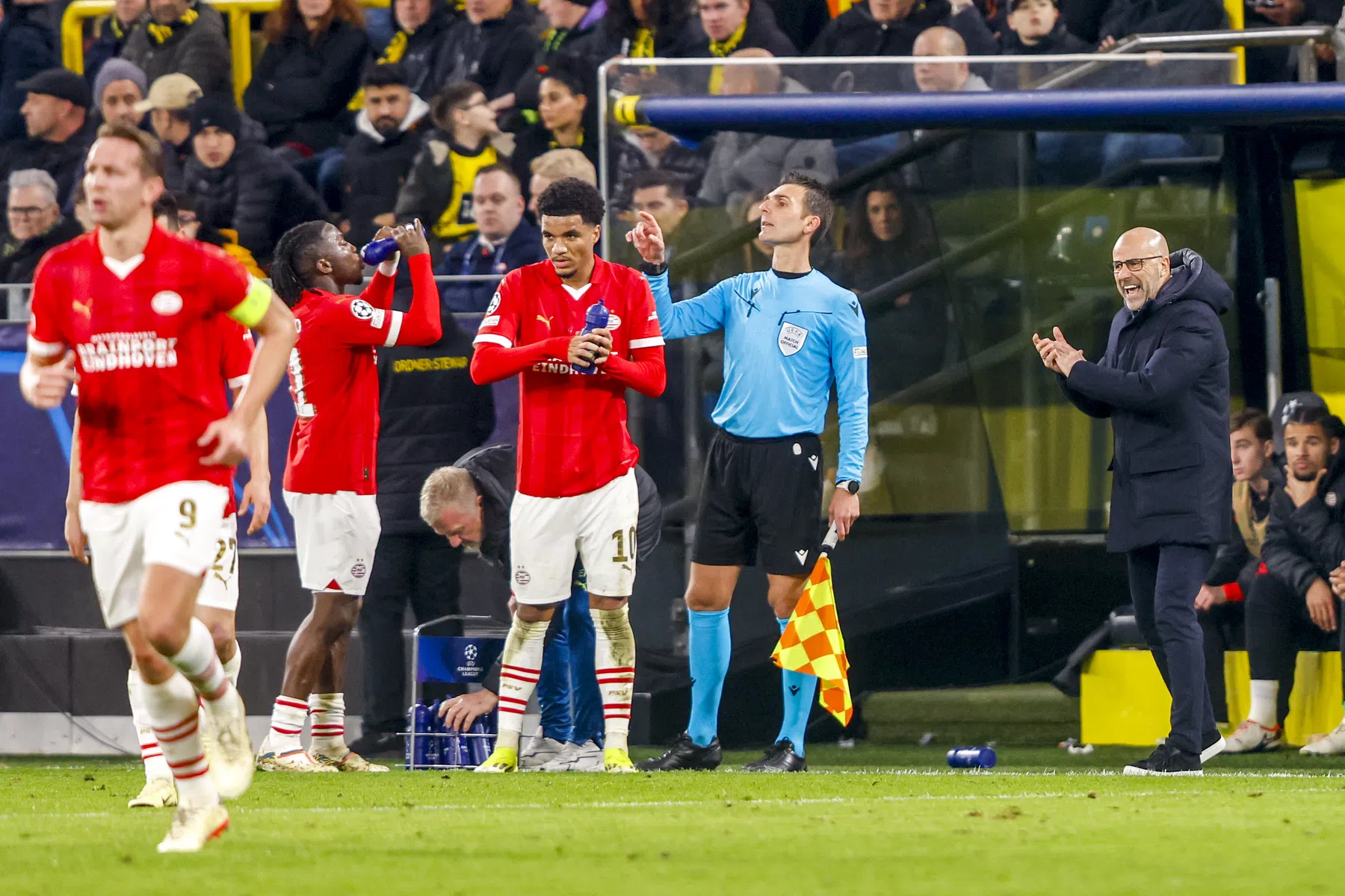 Bosz kan Schouten inzetten tegen AZ, Tillman in aanvallende linie