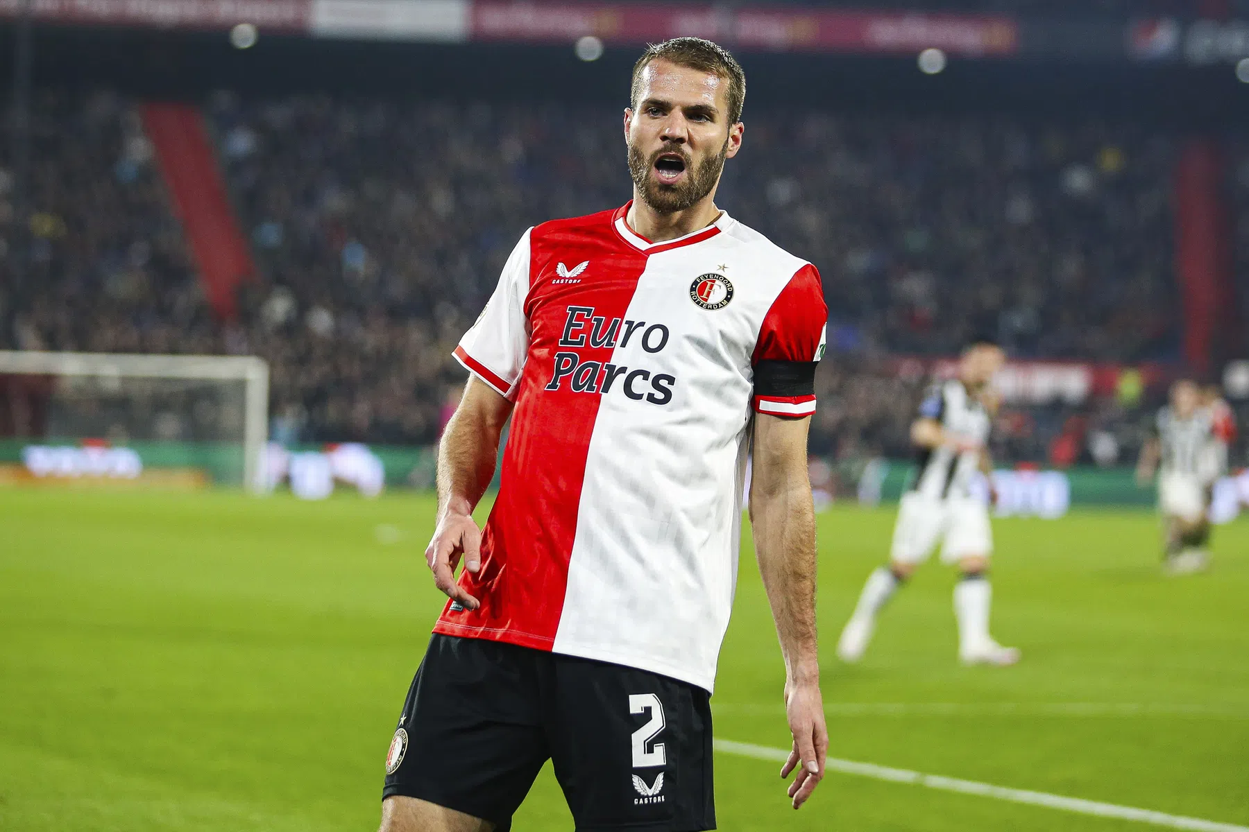 Slot schuift voor Klassieker met defensie: basisplaats Nieuwkoop