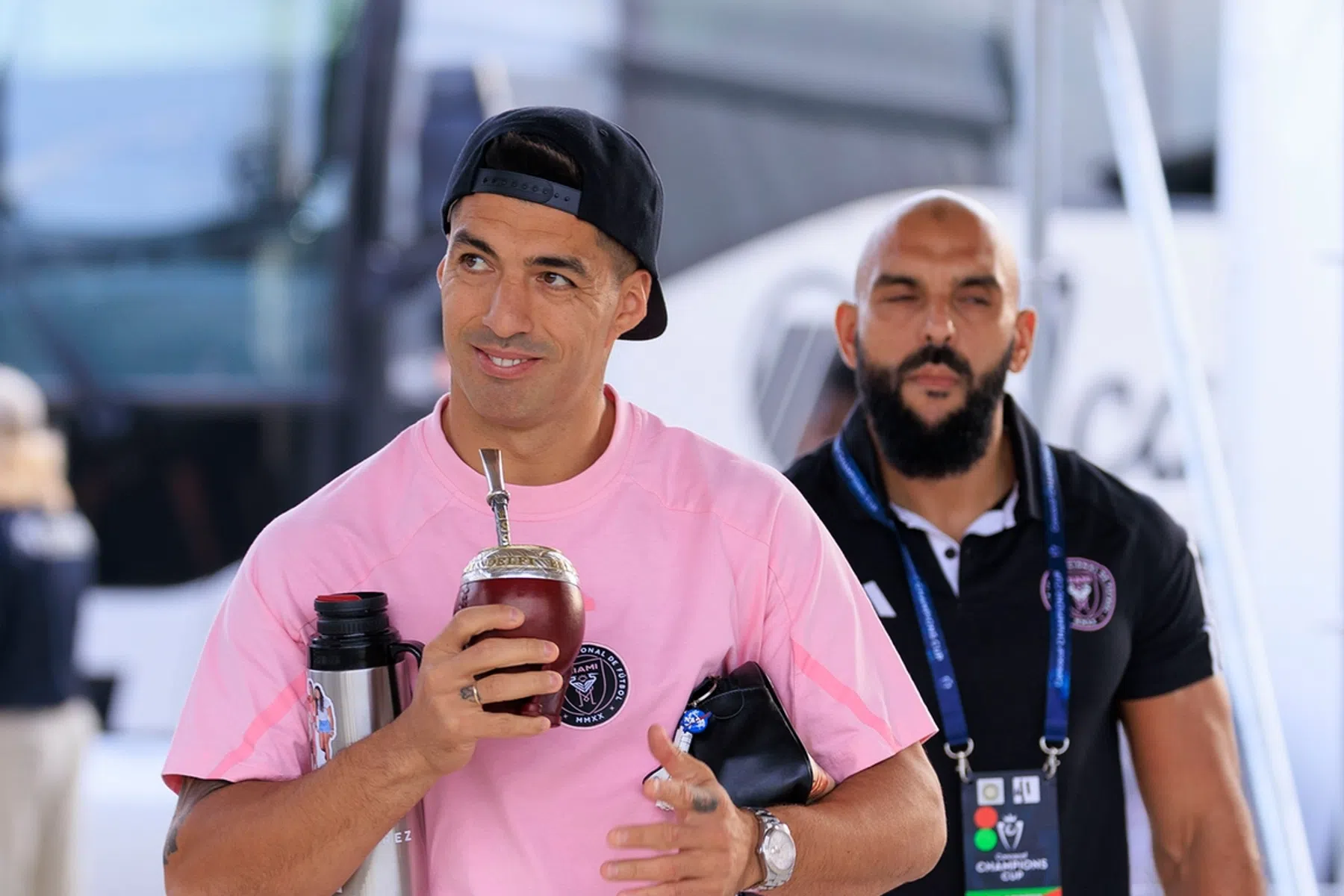 Suárez geniet van Barça-helden: 'Heel mooi en emotioneel'