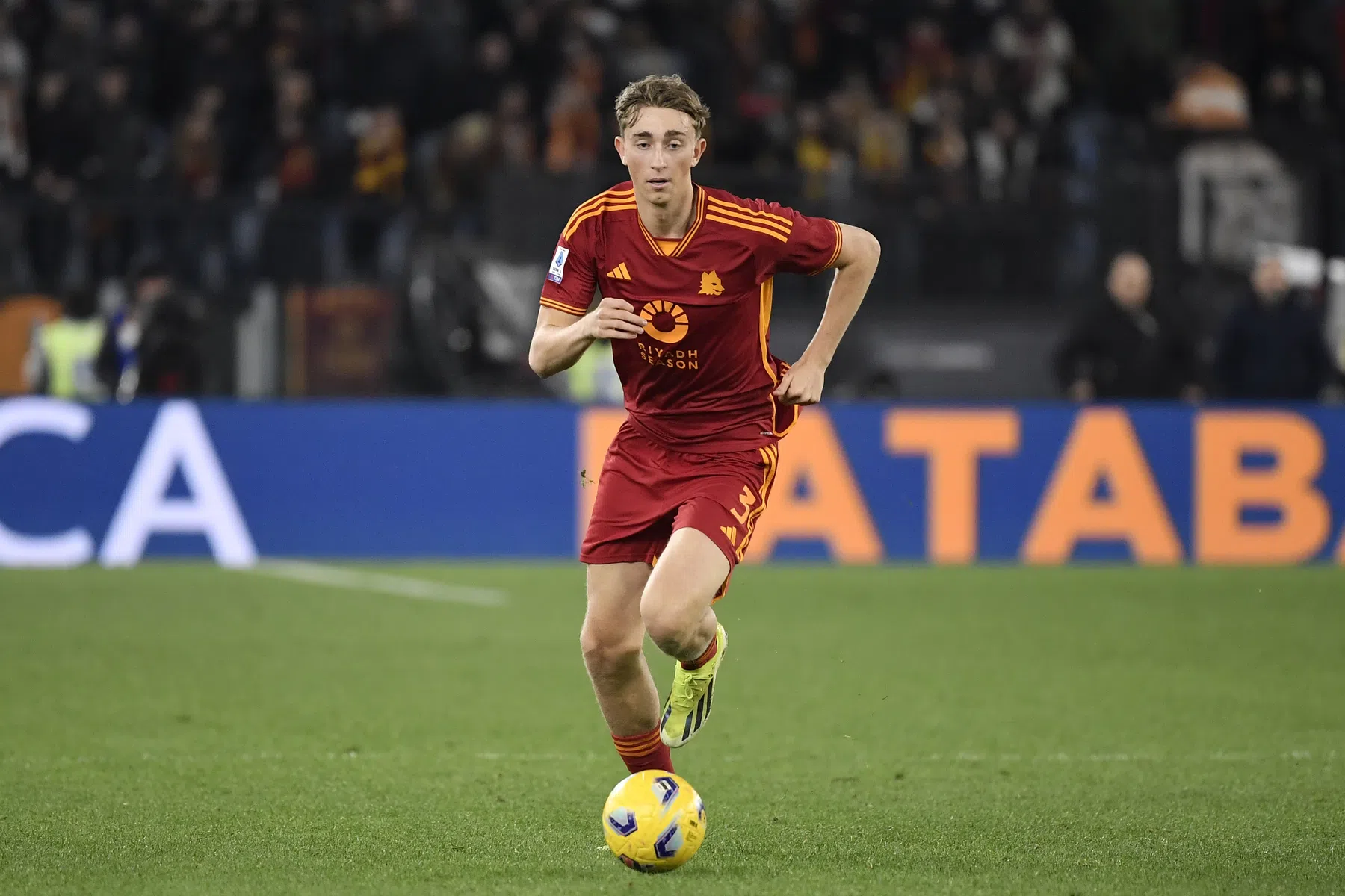 Jarige Huijsen blundert bij openingstreffer Udinese