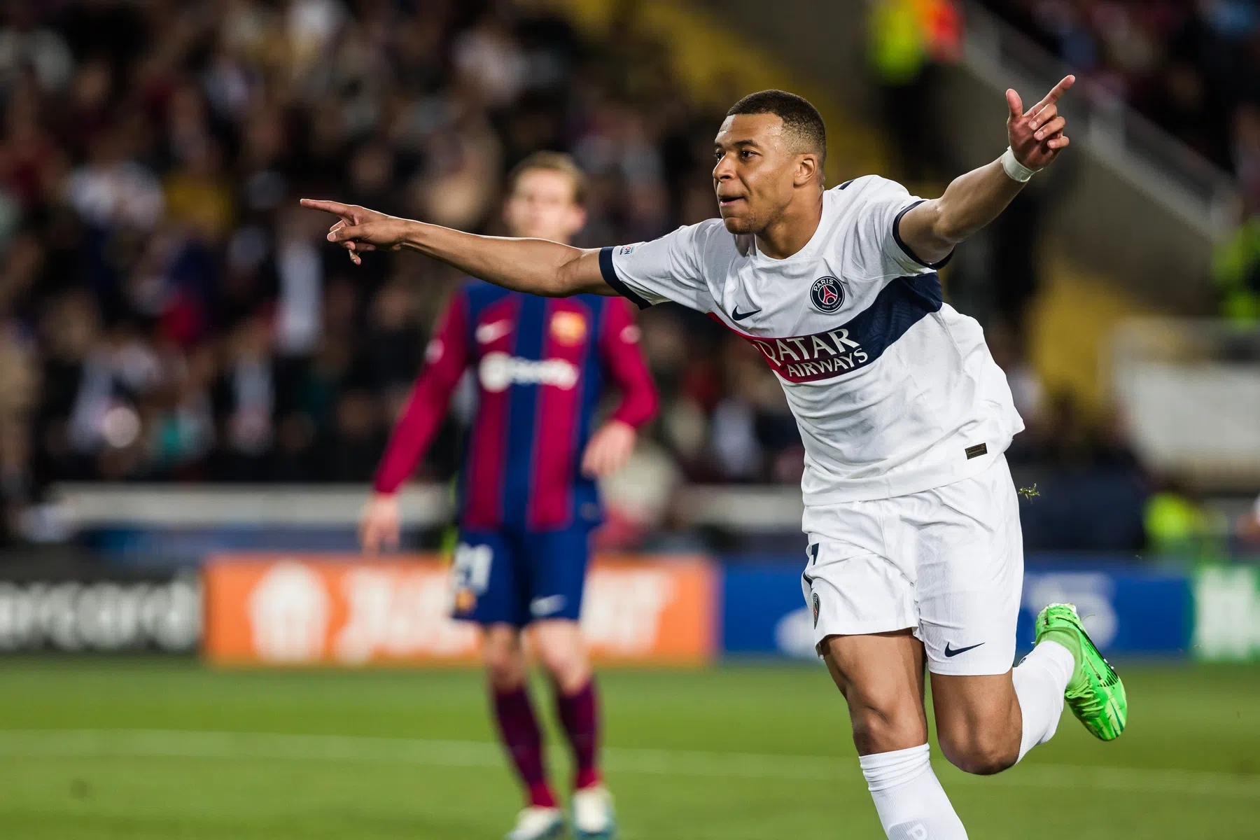 Barça-plaaggeest Mbappé racet CL-grootheden in razend tempo voorbij