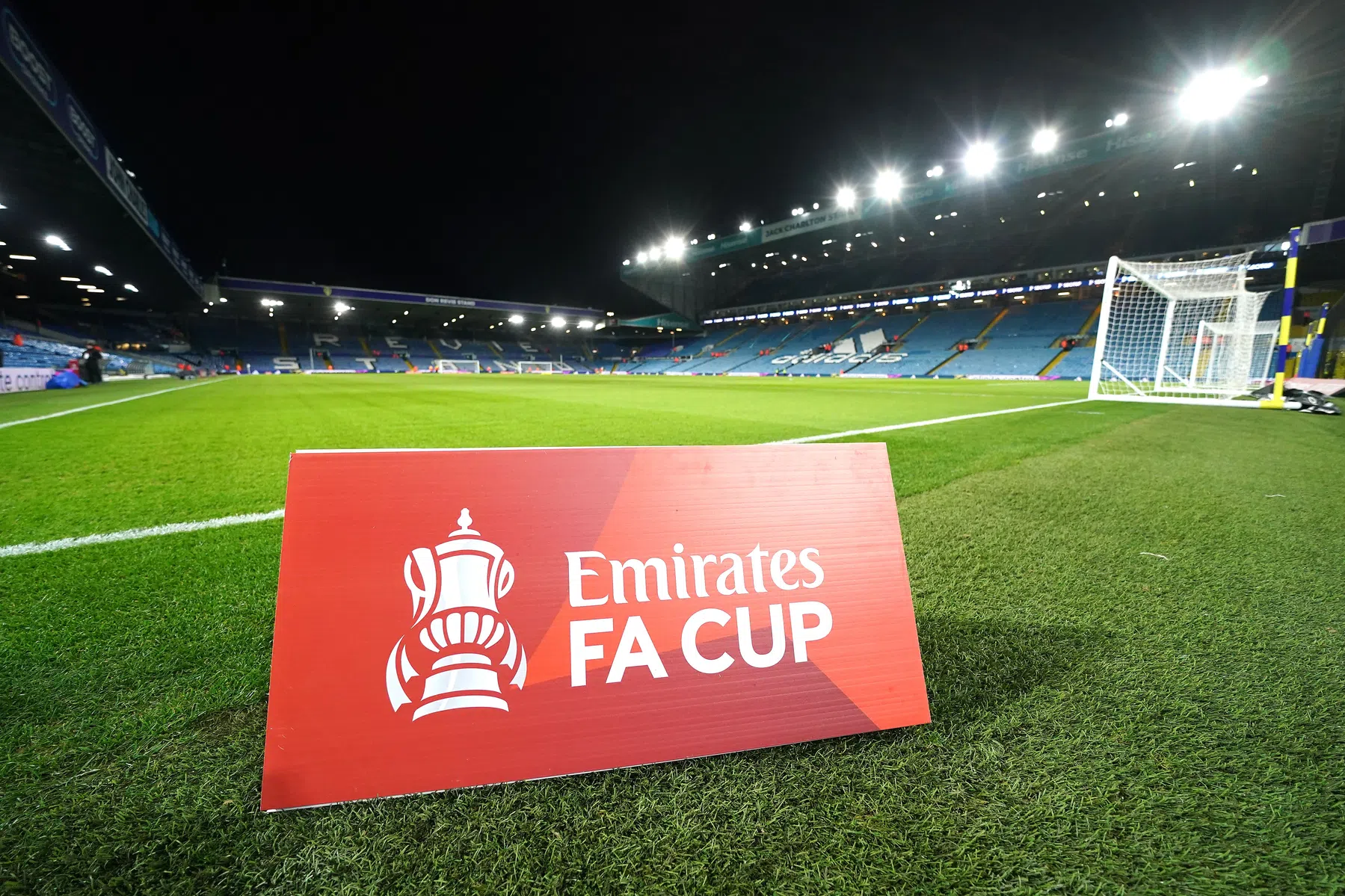 Stevige kritiek op FA Cup-besluit: 'Zoveelste nagel aan de doodskist'